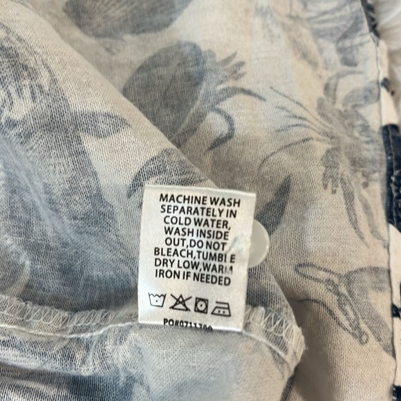 Show me your Mumu coastal button up medium - Picture 6 of 6
